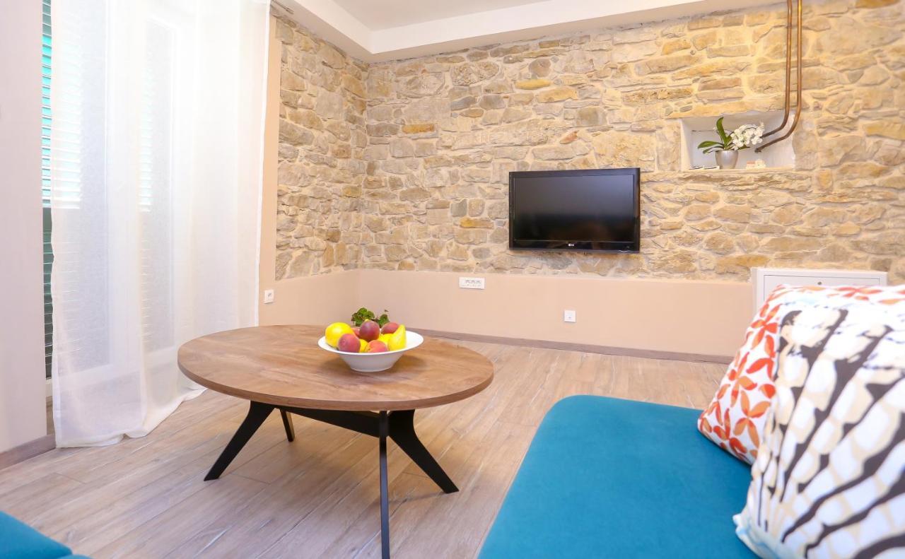 Apartment Dvor Split Exteriör bild